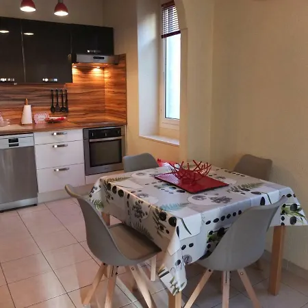 Apartamento Le Cernuschi Rdc Menton