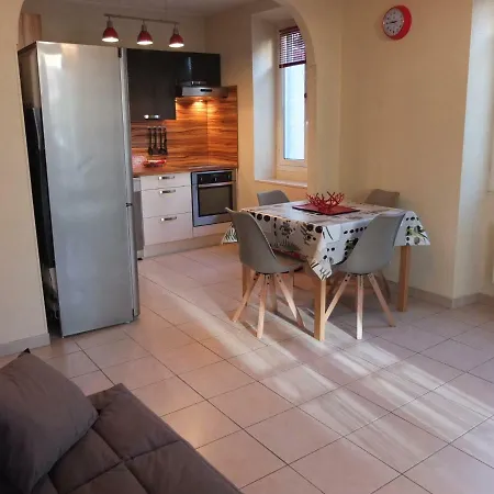 Le Cernuschi Rdc Apartmán Menton
