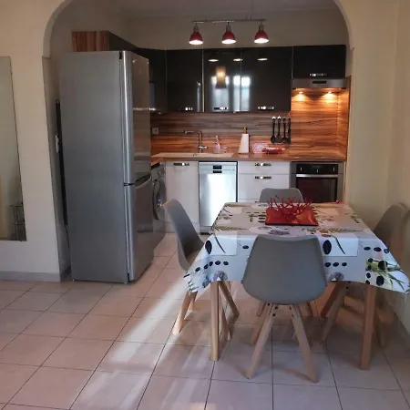 Le Cernuschi Rdc Apartamento *