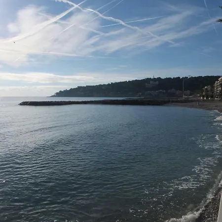 Апартаменти Le Cernuschi Rdc *