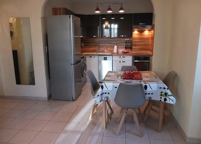 Le Cernuschi Rdc Apartman *