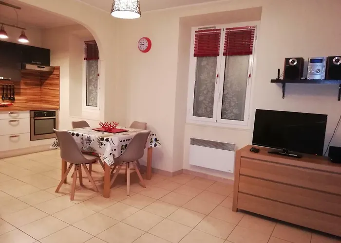 Apartman Le Cernuschi Rdc