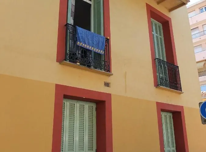 Le Cernuschi Rdc Apartman *